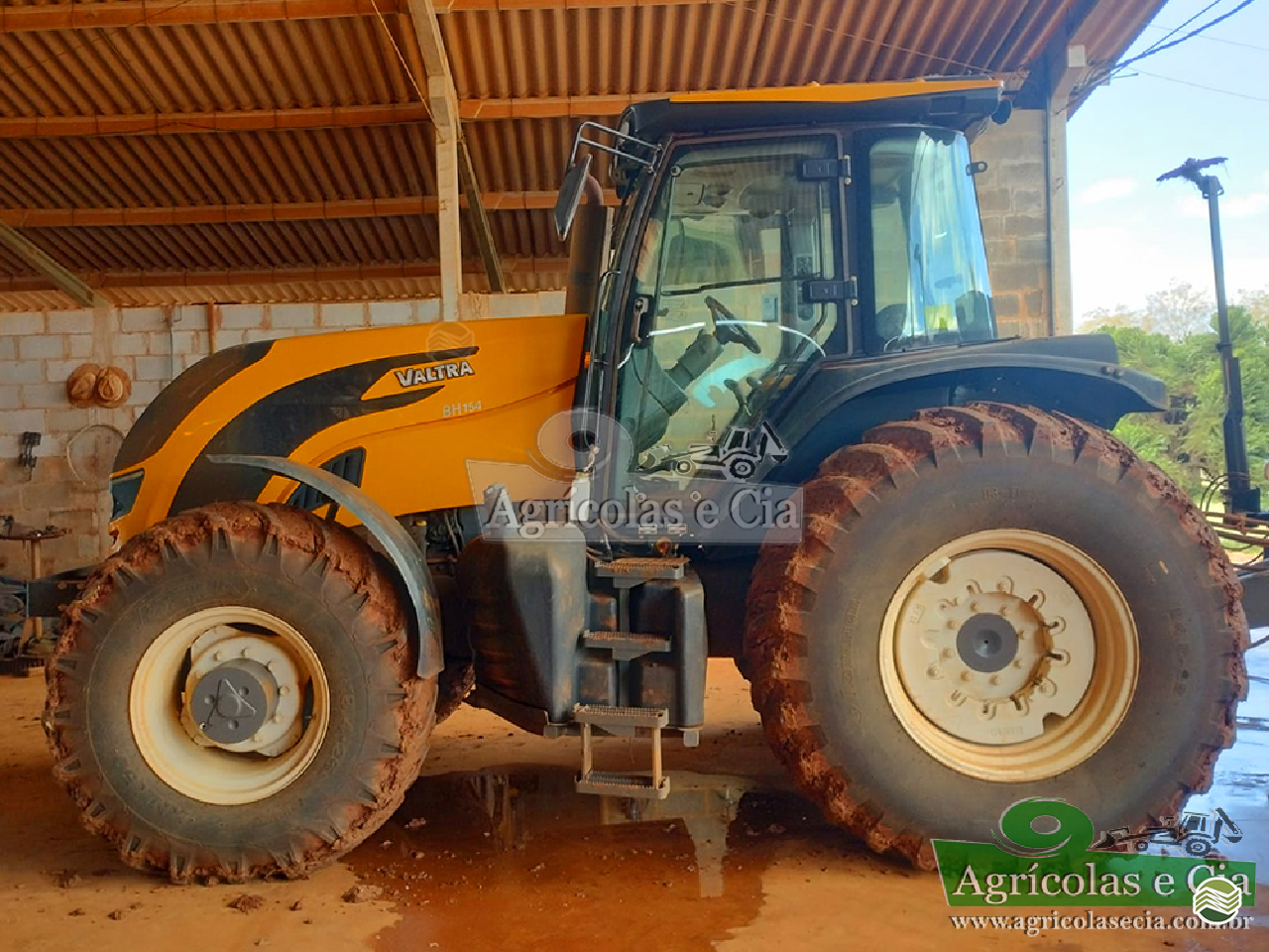 VALTRA BH 154 de Agricolas e Cia